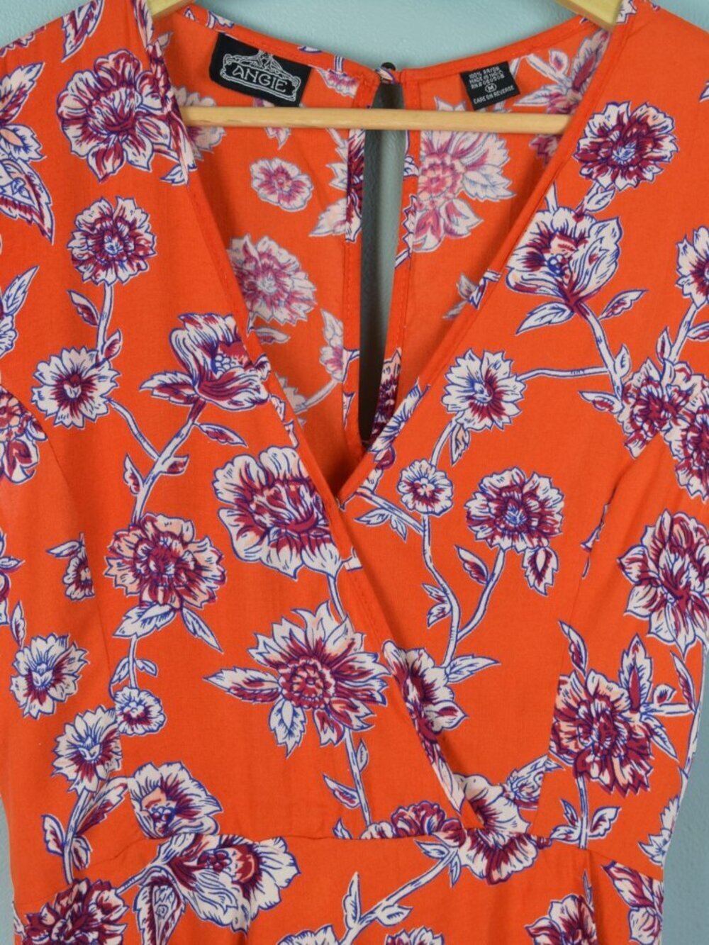 ANGIE BOHO ORANGE & RED FLORAL ROMPER ELASTIC WAIST - Picture 2 of 7